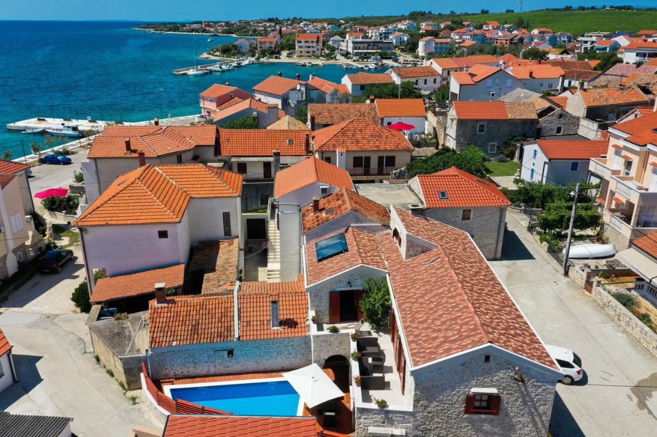 Holiday Home Mare Petrcane Exteriér fotografie