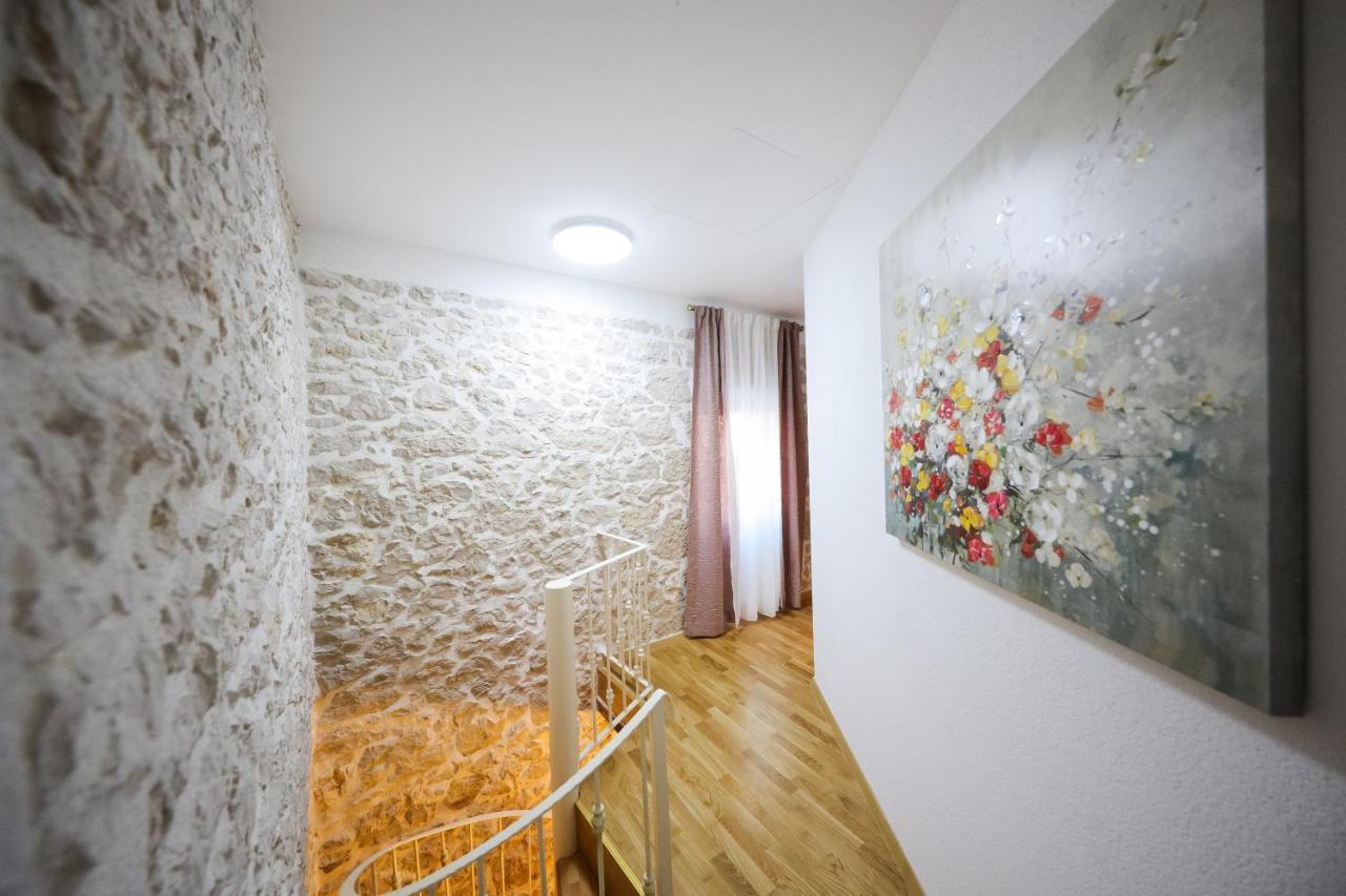 Holiday Home Mare Petrcane Exteriér fotografie