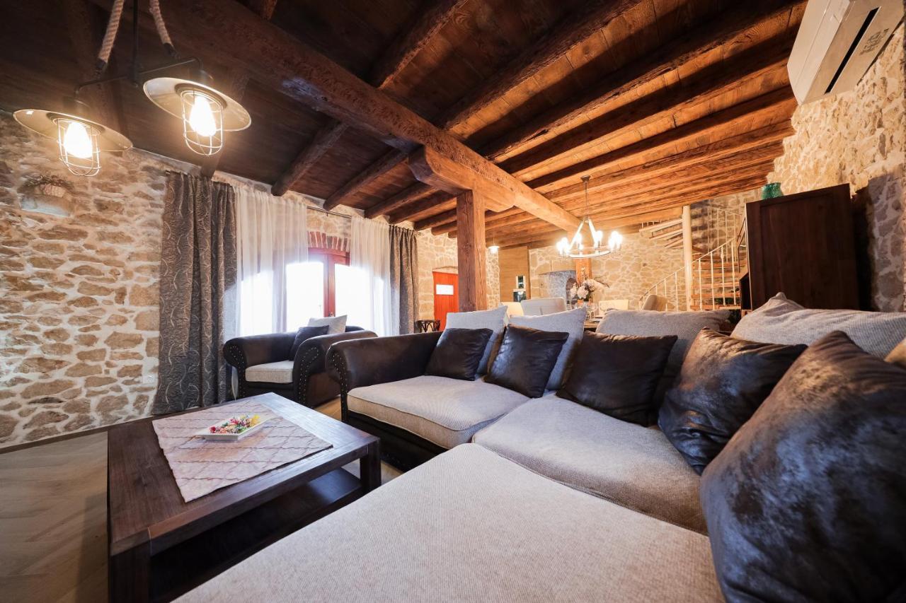 Holiday Home Mare Petrcane Exteriér fotografie